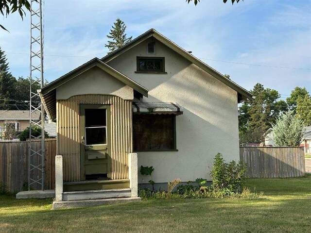 5119 54 Avenue Ponoka