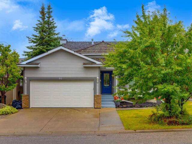 44 Shawnee Way SW Calgary