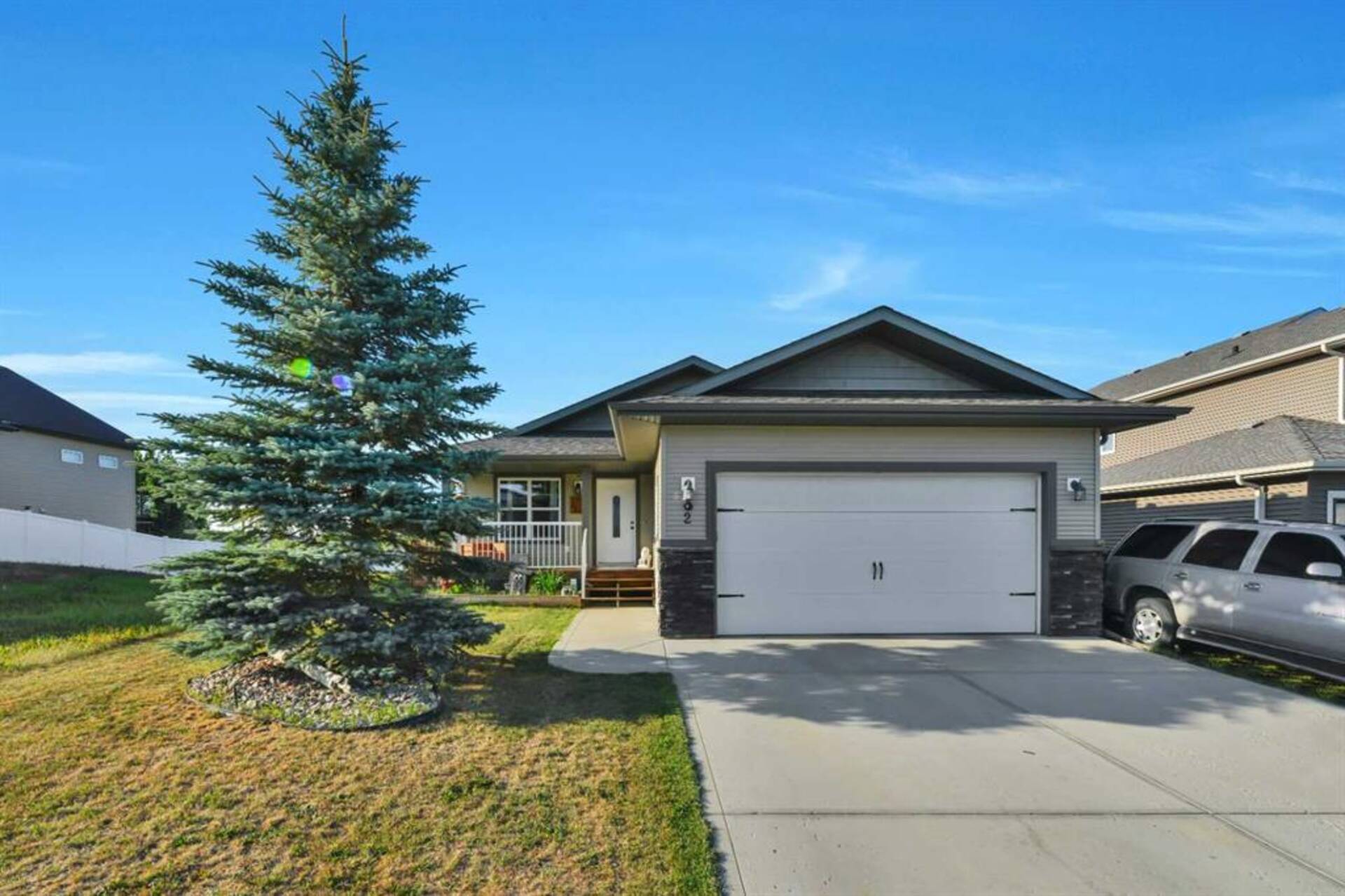 2 Leonard Close Sylvan Lake