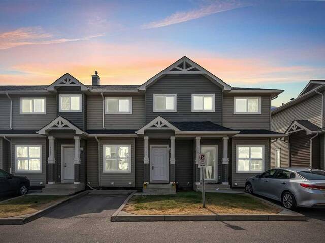 4602, 111 Tarawood Lane NE Calgary