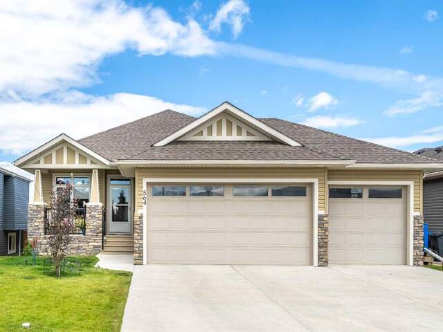 564 Harrison Court Crossfield