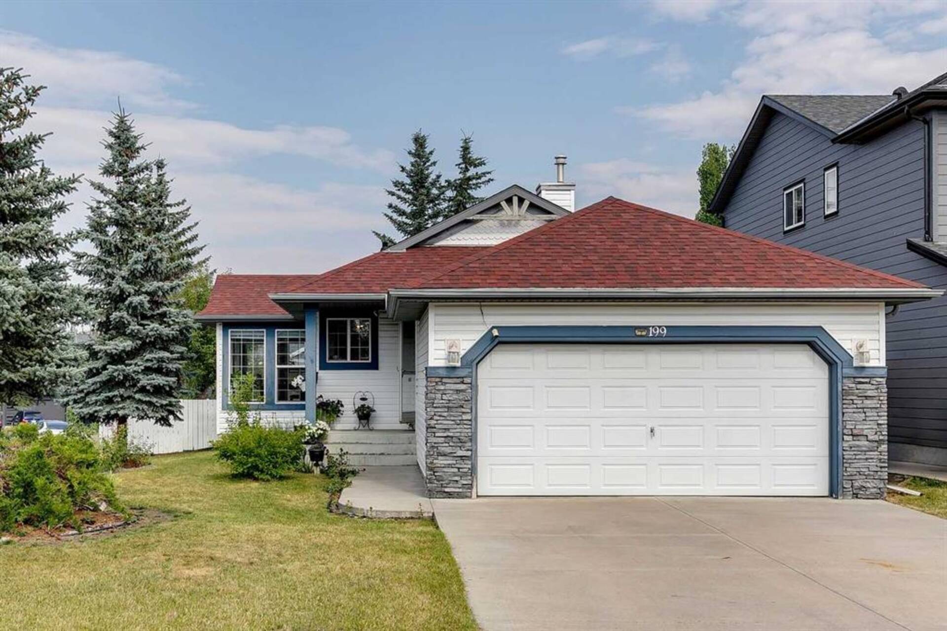 199 Somerglen Road SW Calgary