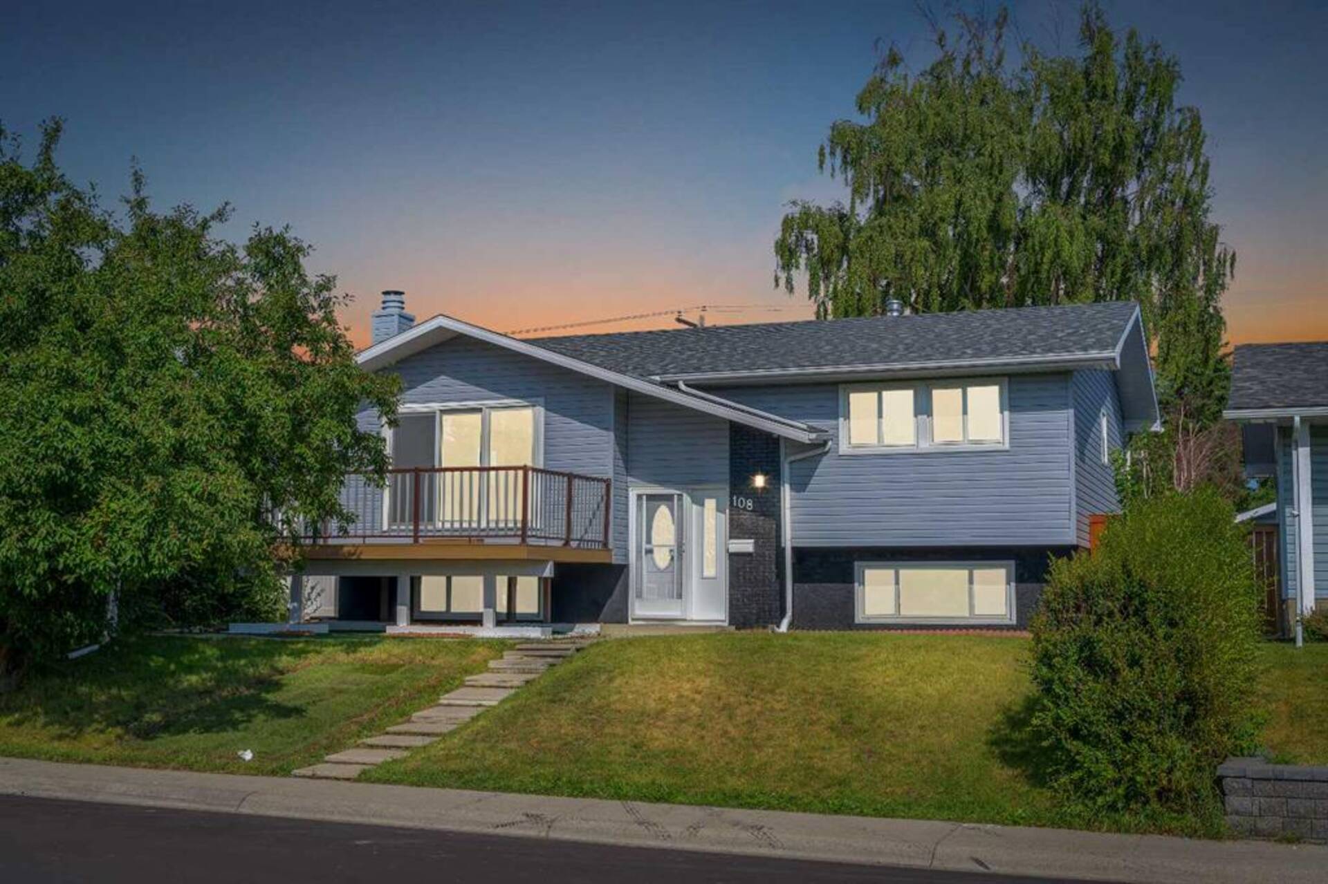 108 Whiteview Road NE Calgary