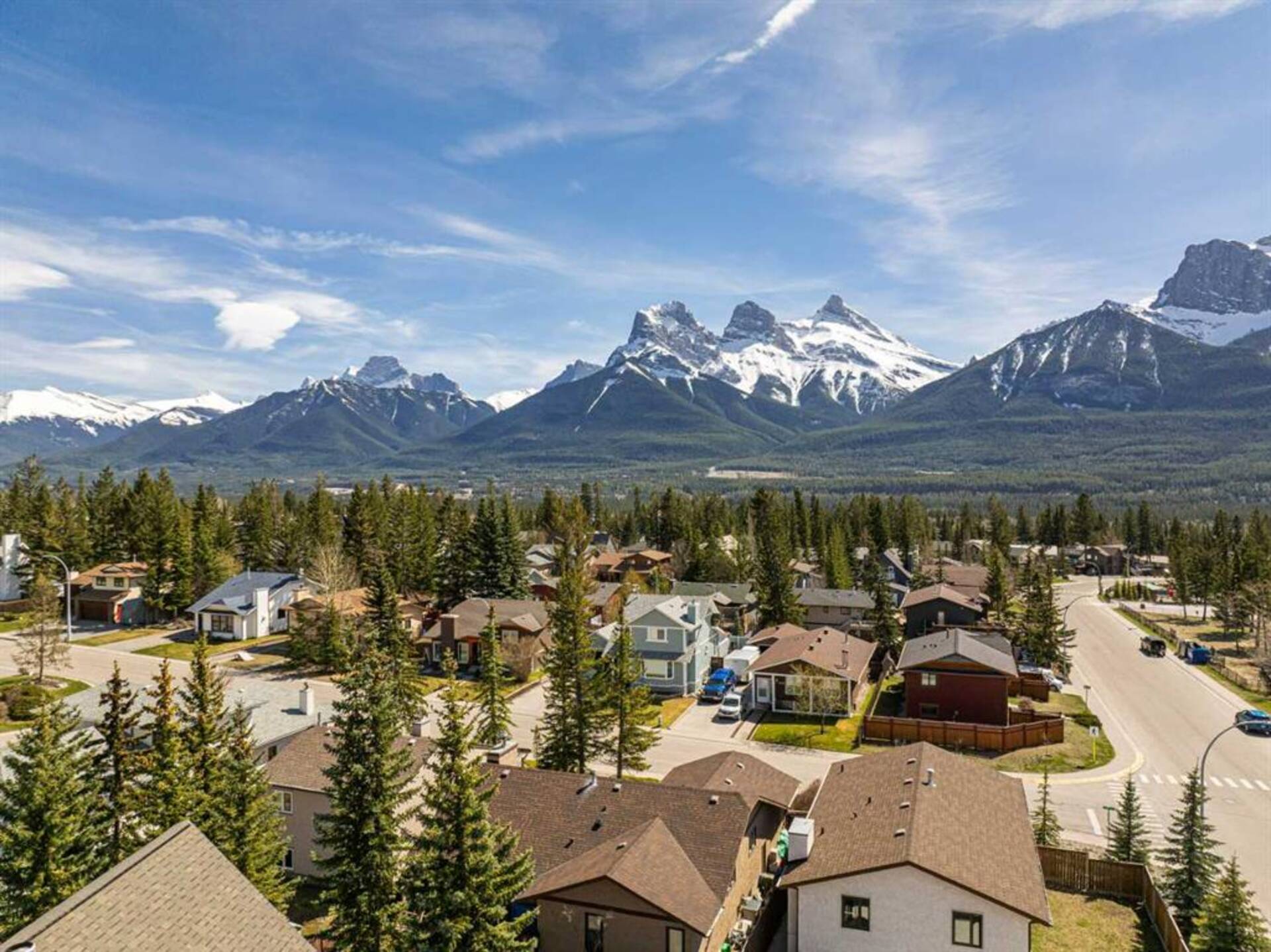 3, 1000 Cougar Creek Drive Canmore