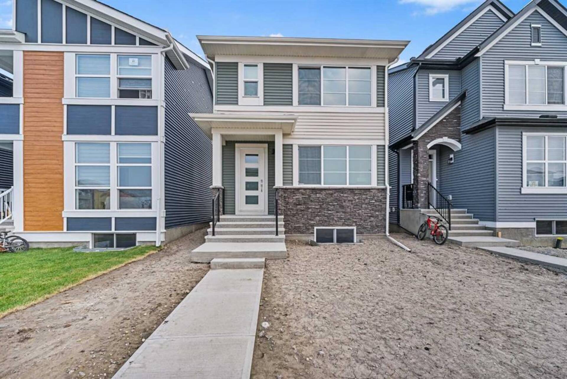 45 Corner Glen Way NE Calgary