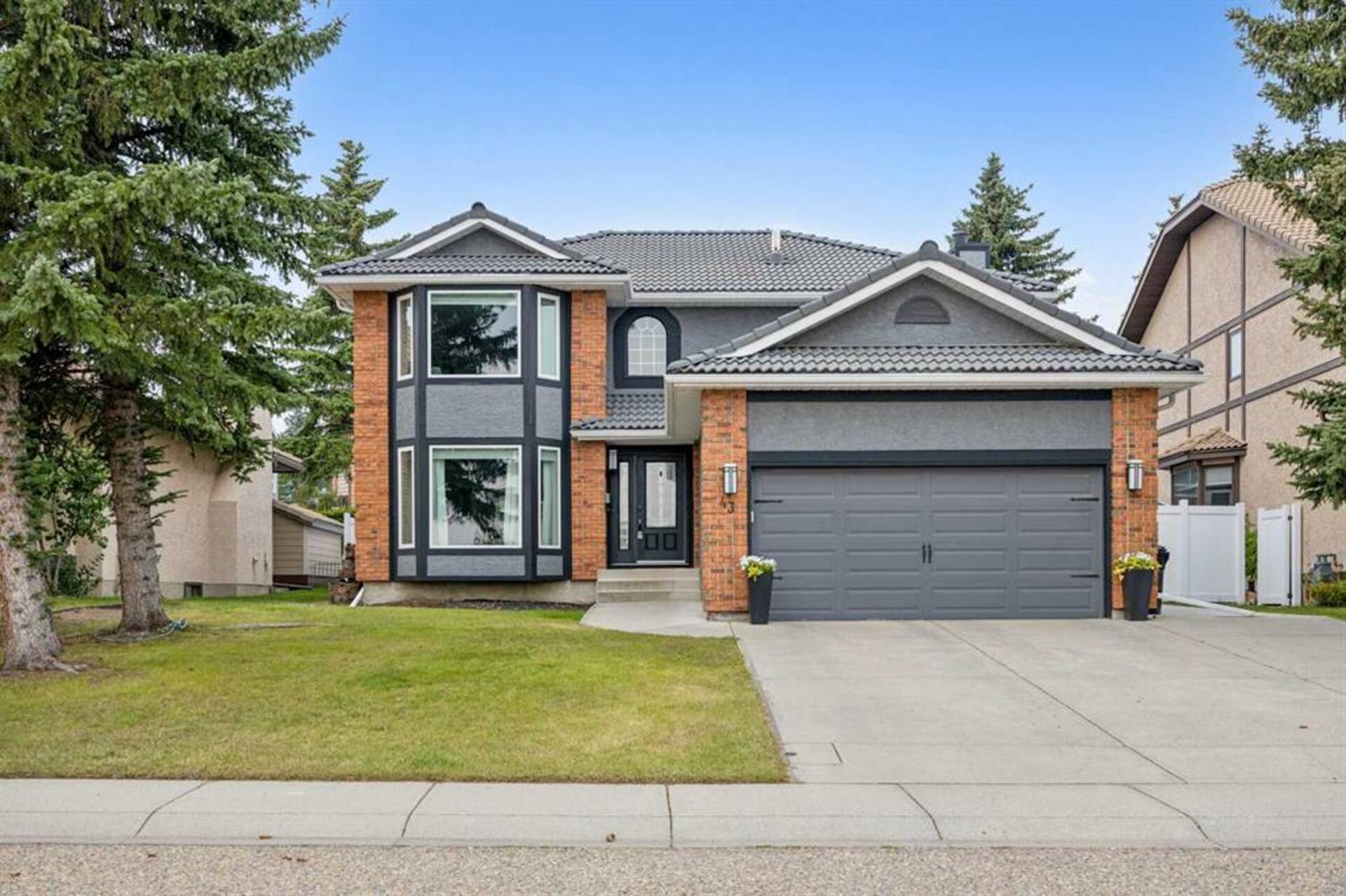 43 Edelweiss Crescent NW Calgary