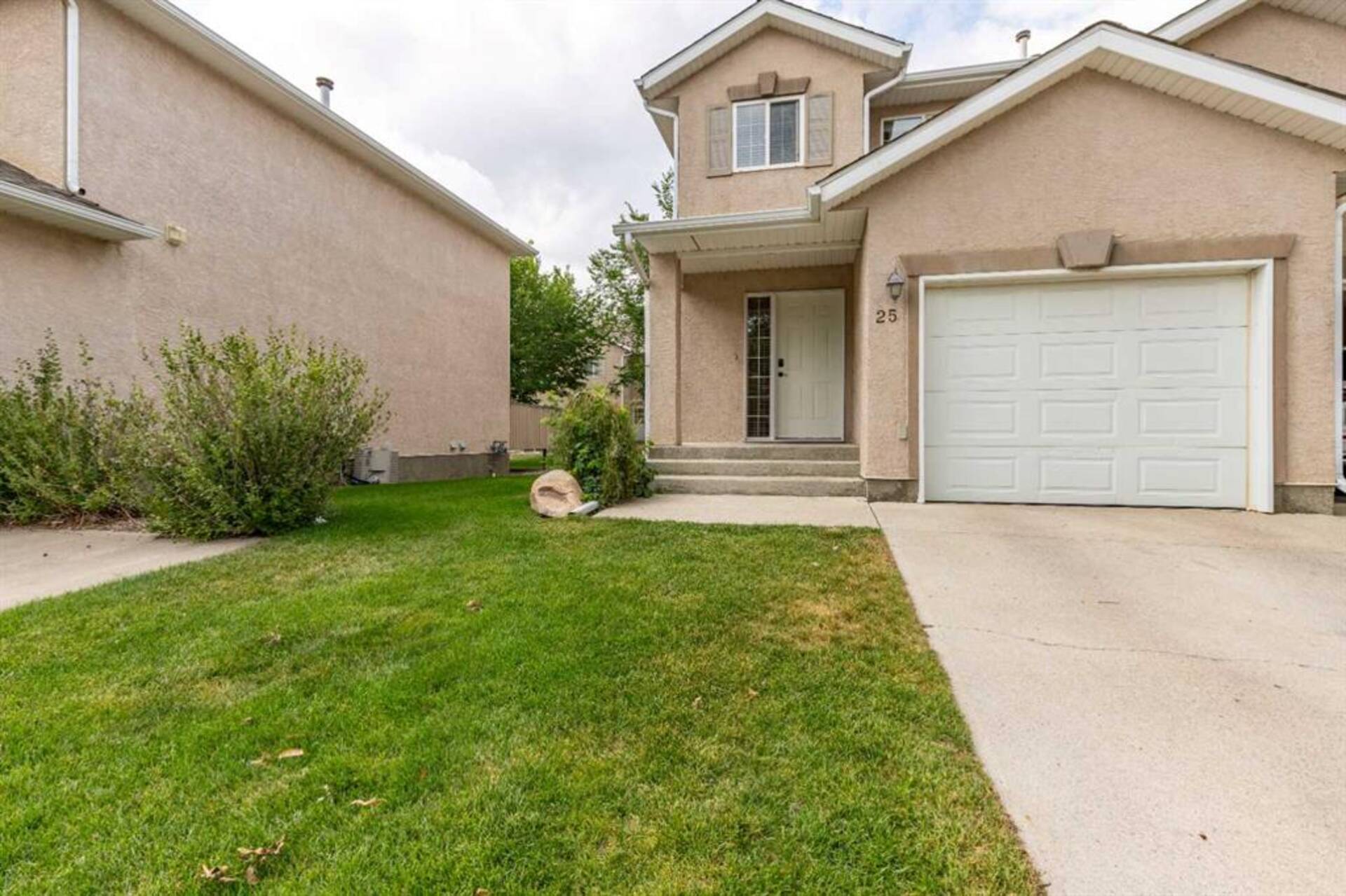 25, 545 HIGHLANDS Boulevard W Lethbridge