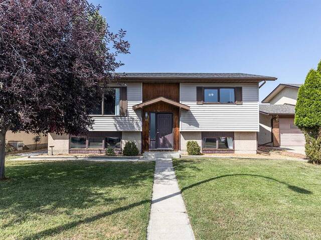 41 East Glen Crescent SE Medicine Hat