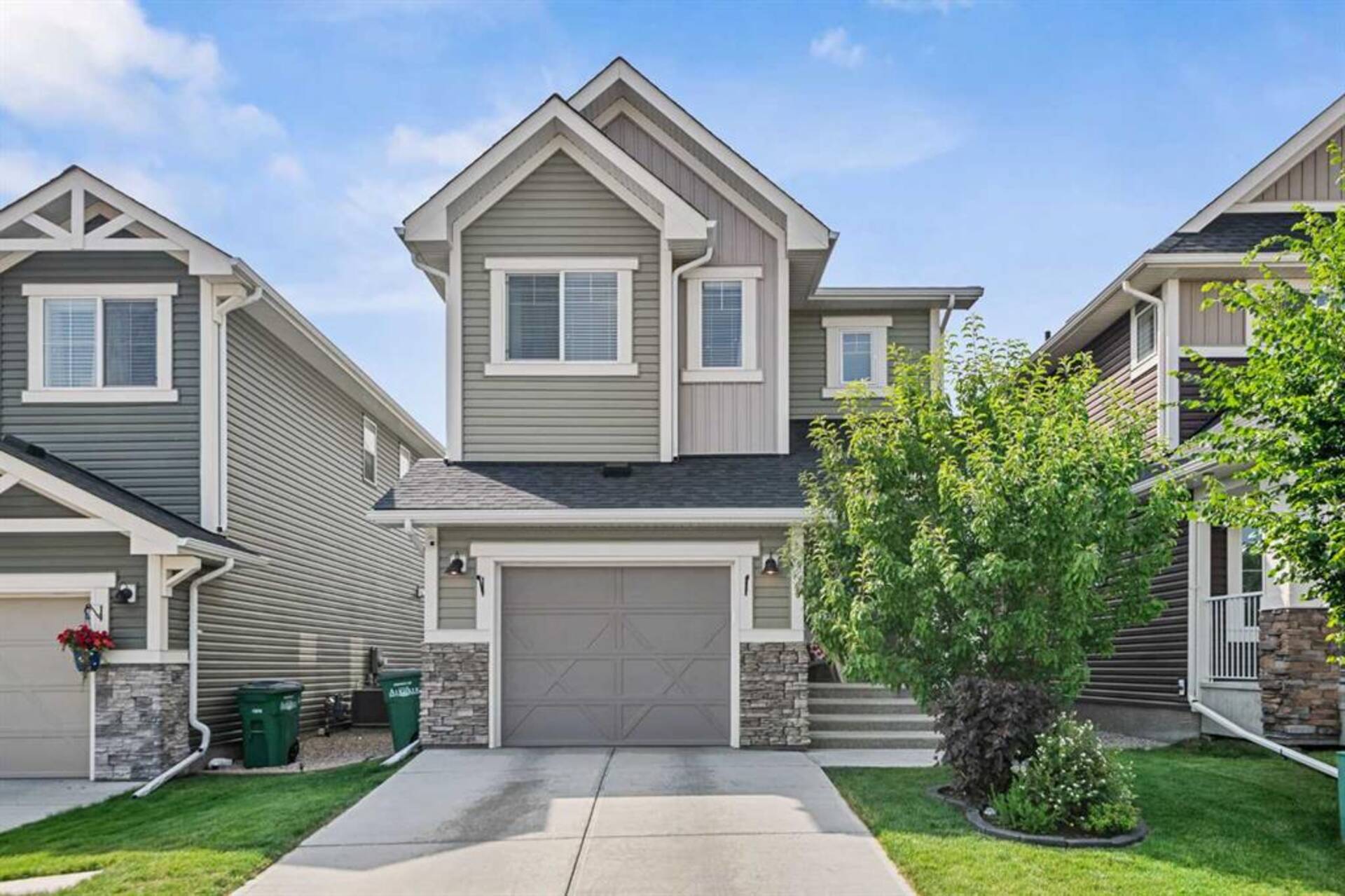 313 Bayview Way SW Airdrie