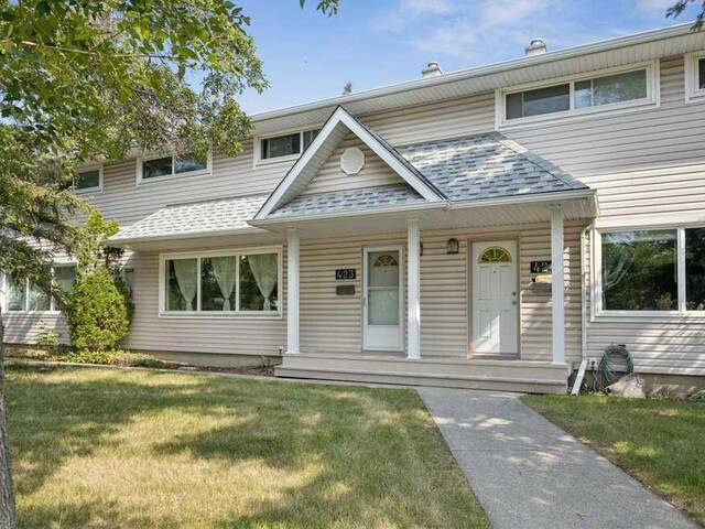 423, 4525 31 Street SW Calgary