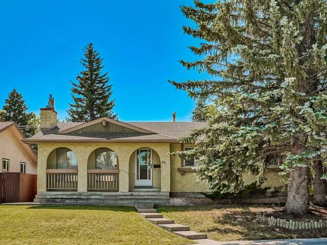 471 Cedarpark Drive SW Calgary