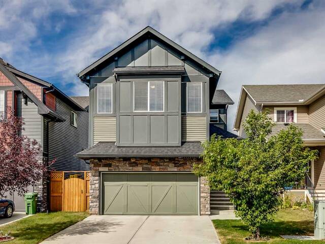 1338 Kings Heights Way SE Airdrie