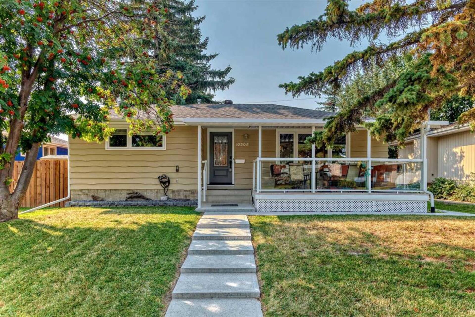 10508 Shillington Crescent SW Calgary