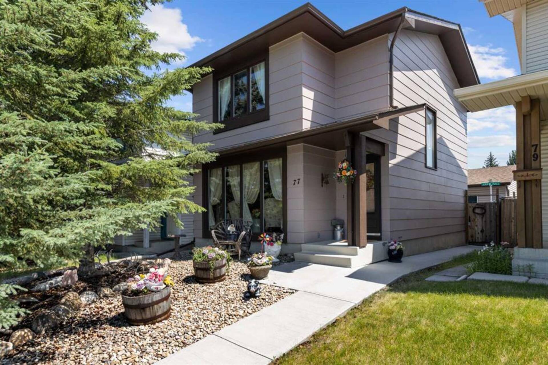 77 Sunvale Crescent SE Calgary