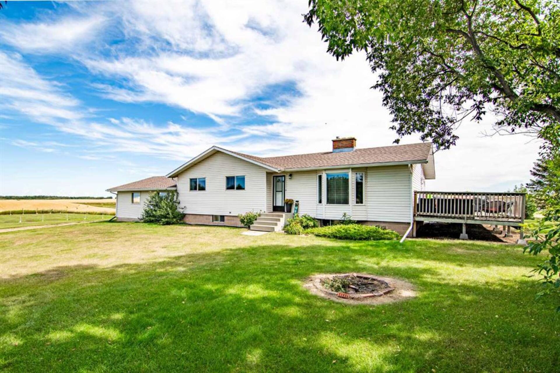 38227 Range Road 241 Rural Lacombe