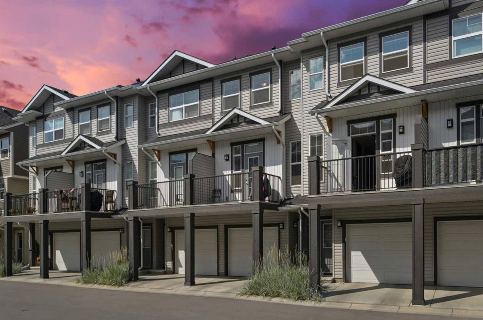 33 Legacy Path SE Calgary