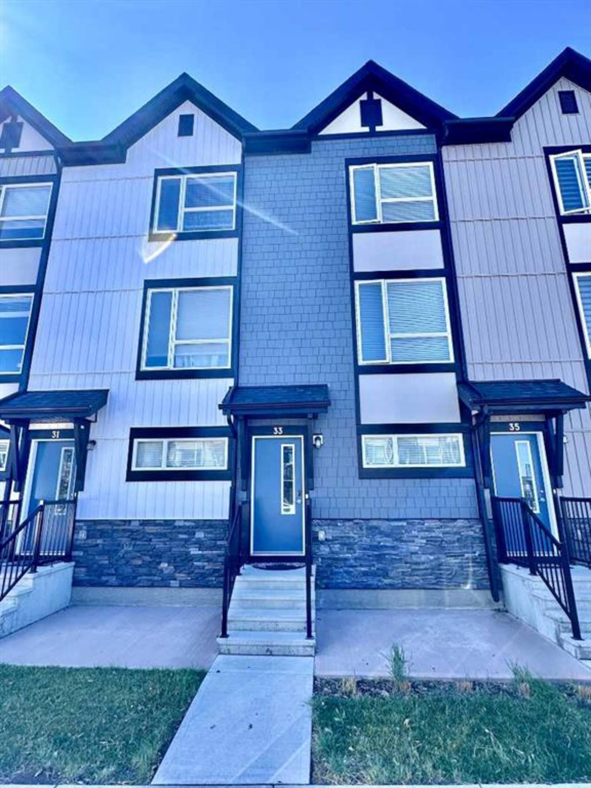 33 Evanscrest Park  NW Calgary