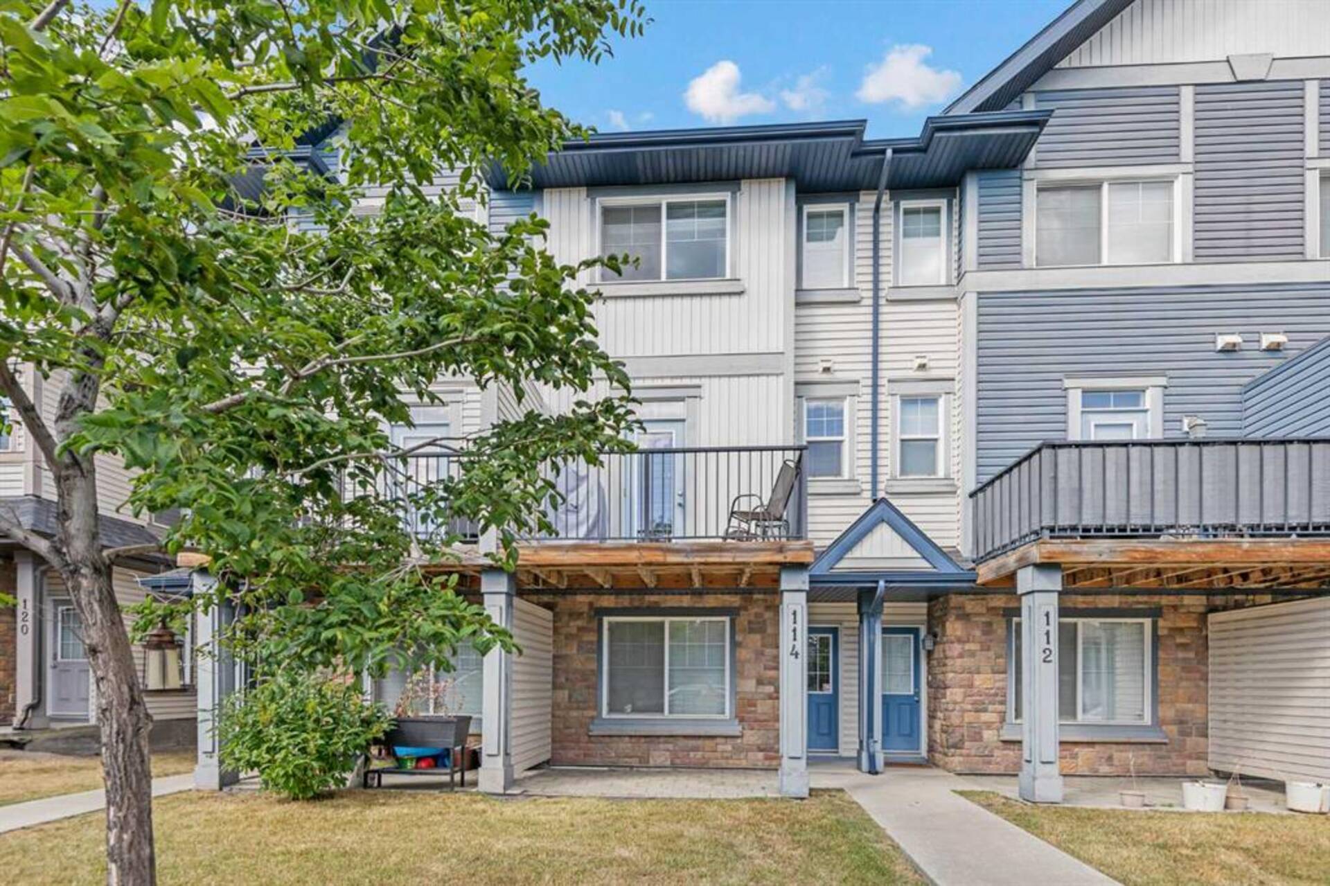 114 New Brighton Landing SE Calgary