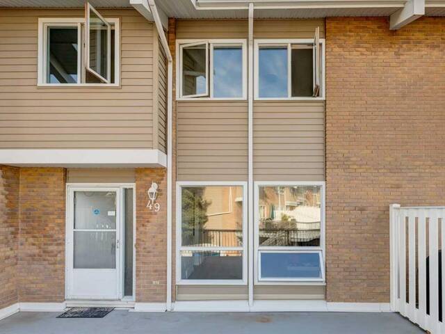 49, 116 Silver Crest Drive NW Calgary