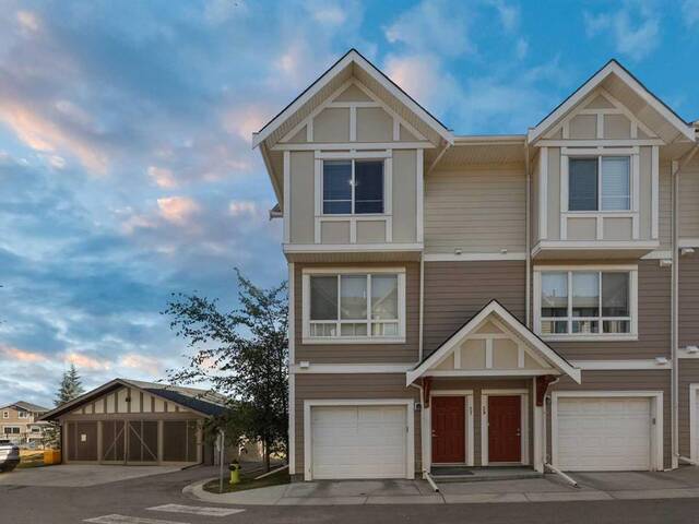 27 Sherwood Lane NW Calgary