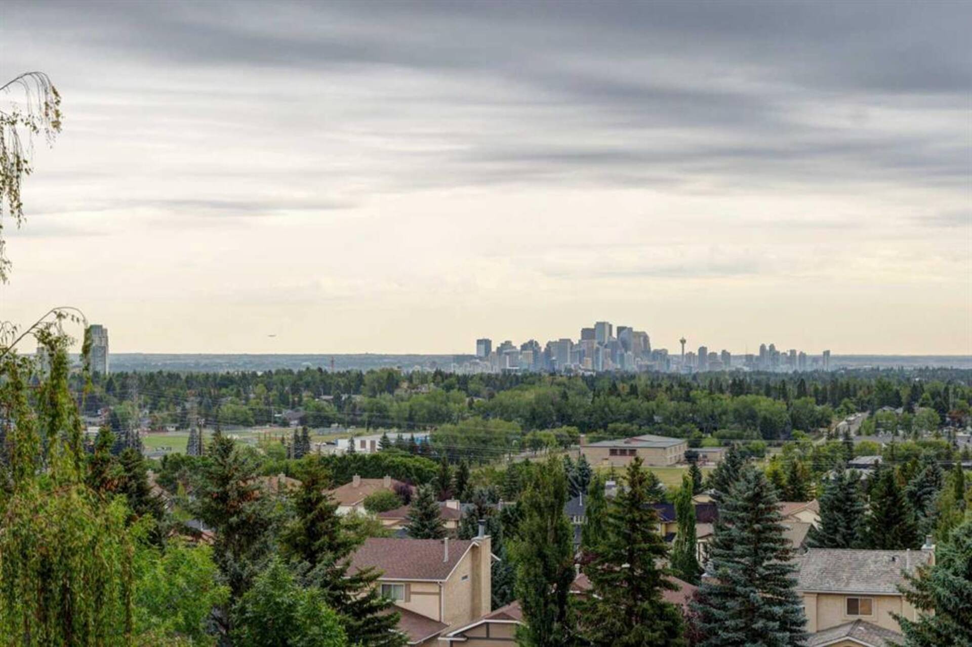 2728 Signal Ridge View SW Calgary