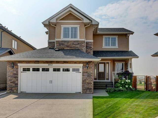 1602 Montrose Terrace SE High River