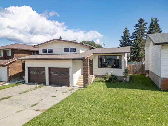 5611 48 Street Whitecourt