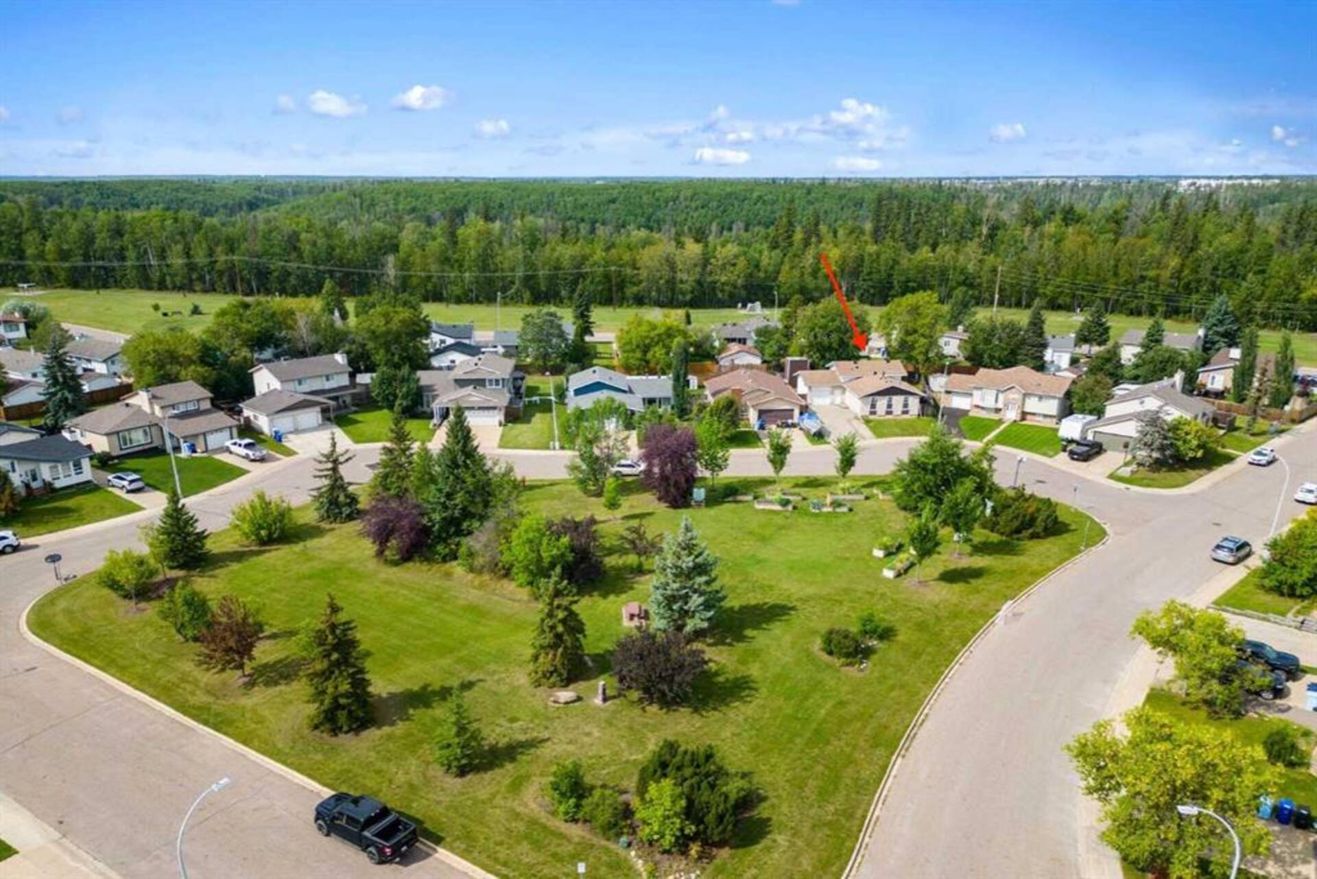 113 Whiteoak Garden Fort McMurray