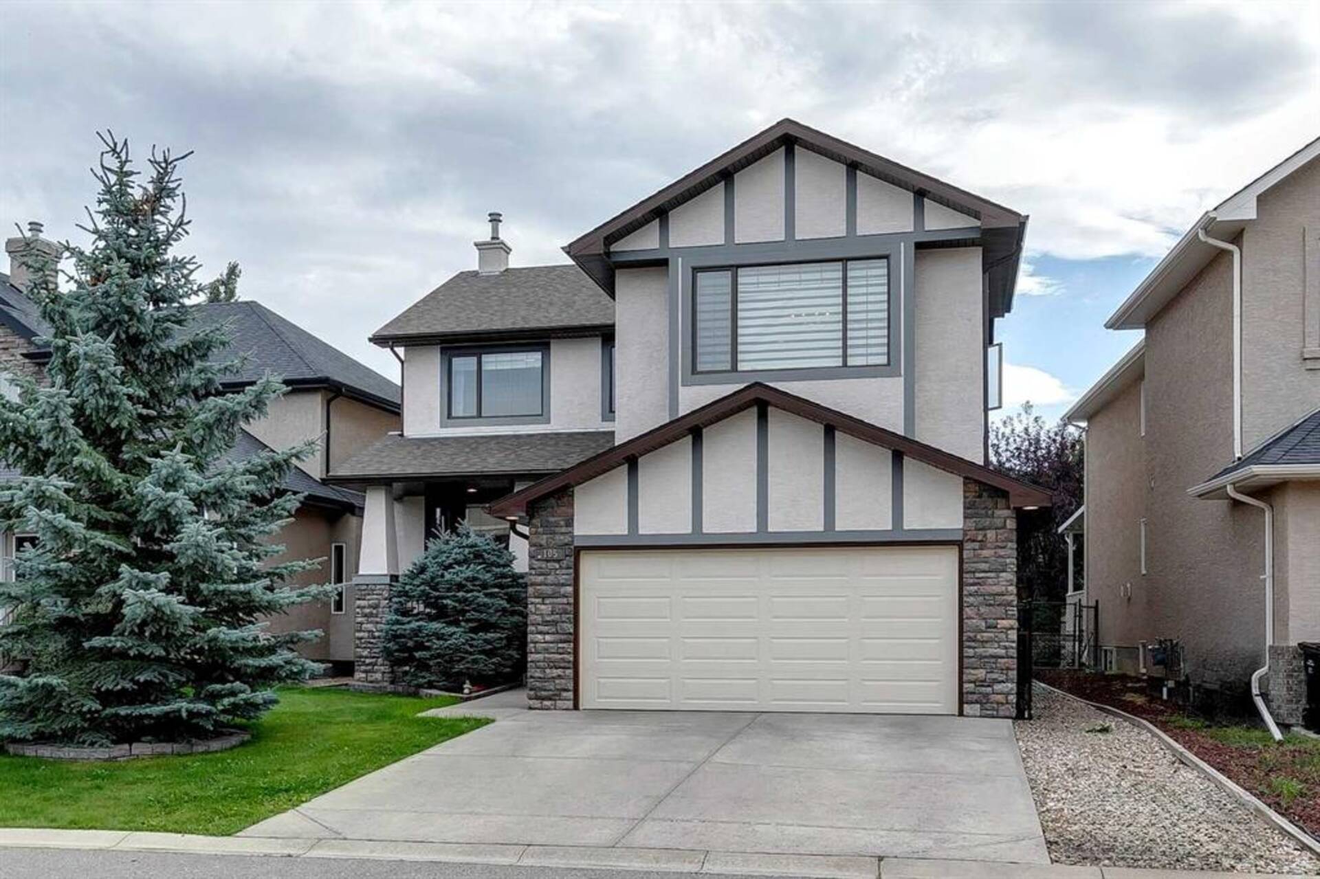 105 Everglade Circle SW Calgary