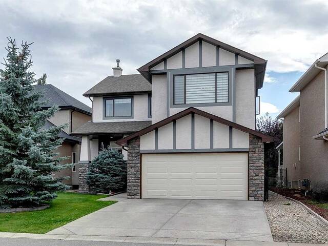 105 Everglade Circle SW Calgary