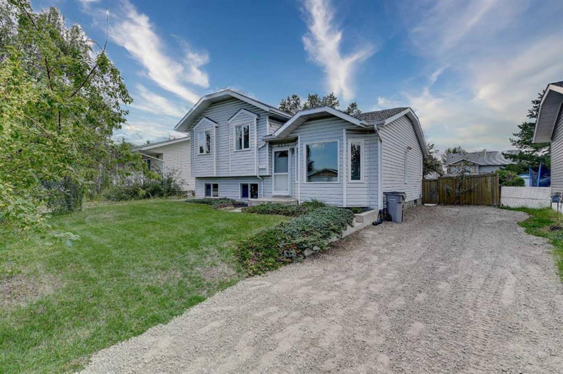 8214 Mission Heights Drive Grande Prairie