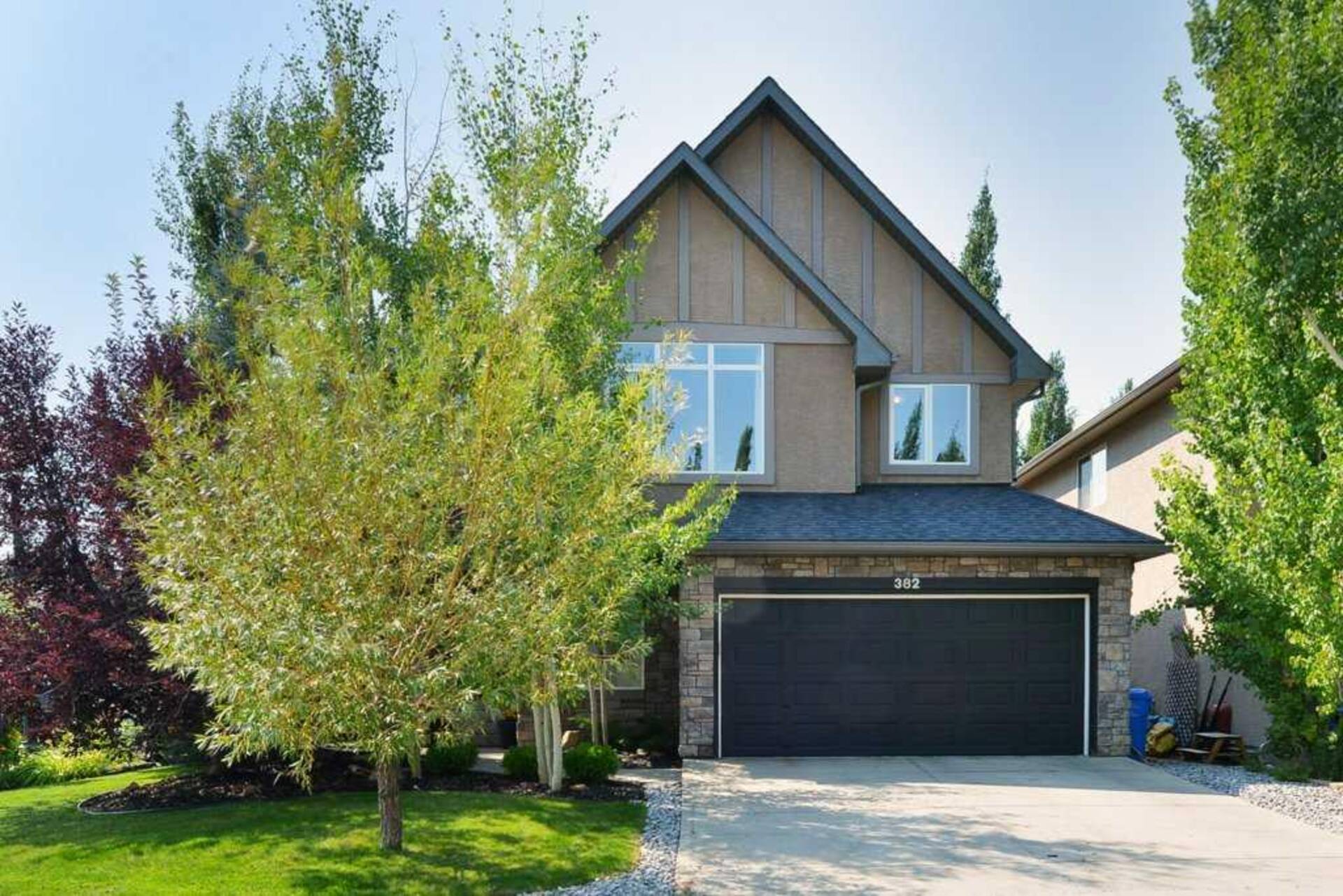 382 Discovery Ridge Boulevard SW Calgary