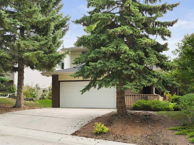 112 Silver Springs Green NW Calgary