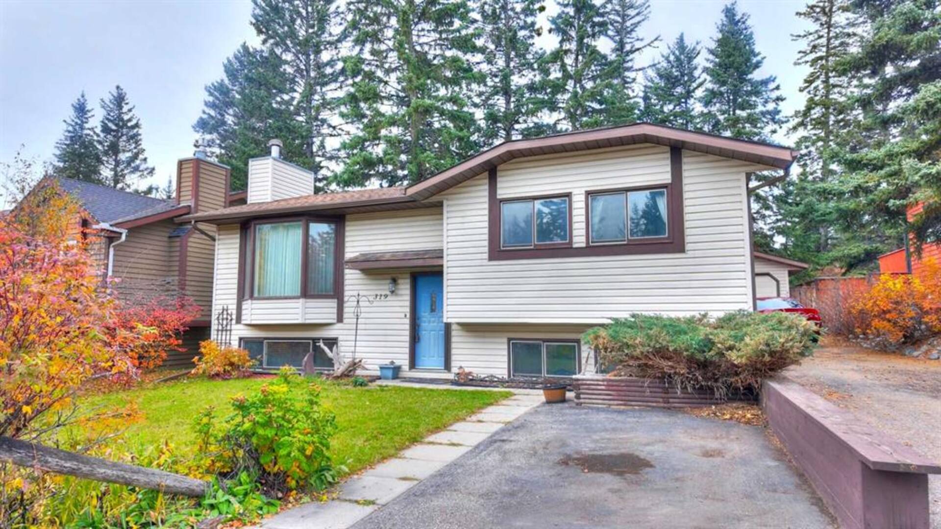 319 Silver Tip Close Canmore