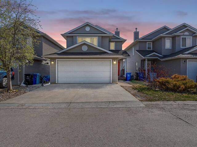 153 Cinnamon Street Fort McMurray