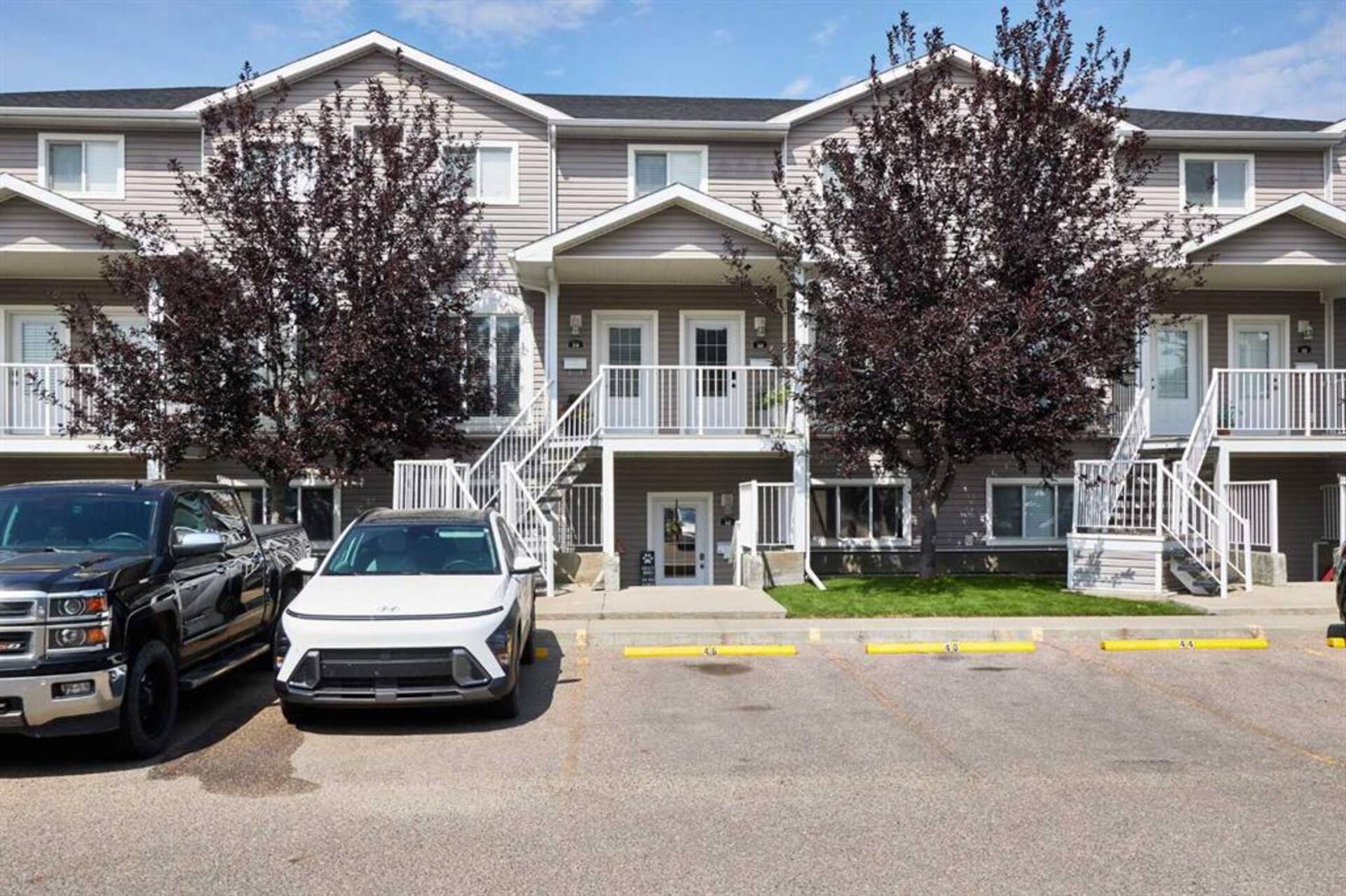 50 Somerset Lane  SE Medicine Hat