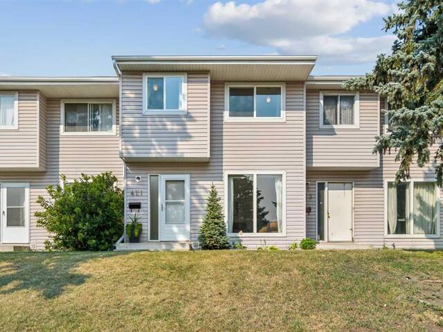 421 40 Street NE Calgary