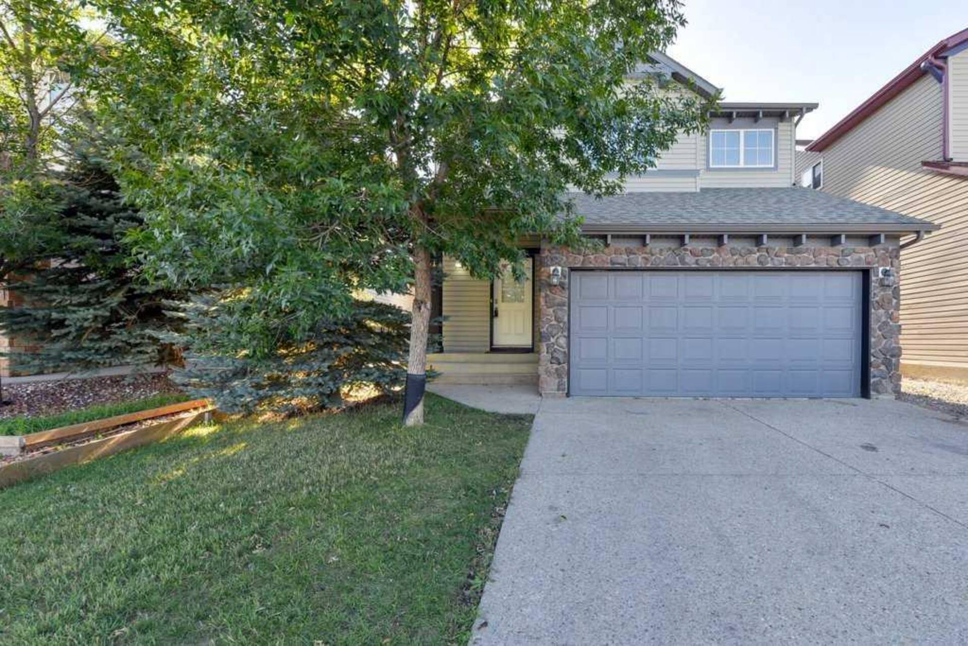 61 Everoak Drive SW Calgary