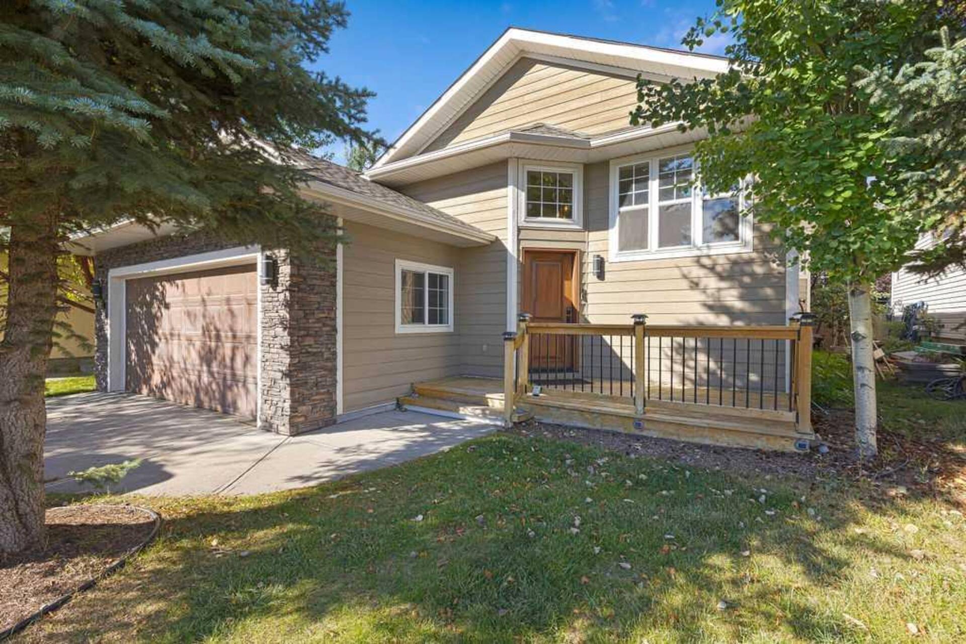 420 Sandstone Place Okotoks