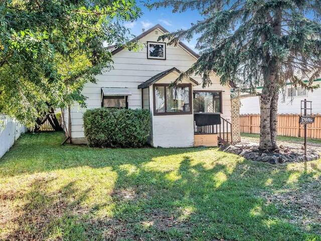 6743 59 Avenue Red Deer