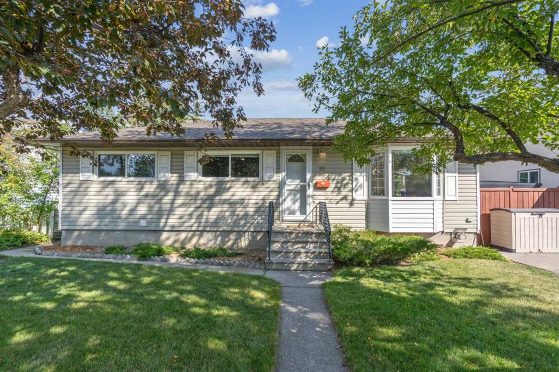 30 Greenwood Crescent SW Calgary