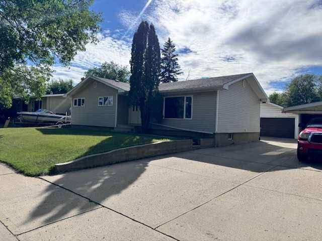 4712 57 Avenue Lloydminster