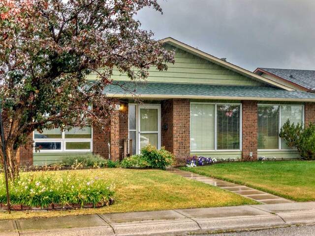 158 Maunsell Close NE Calgary