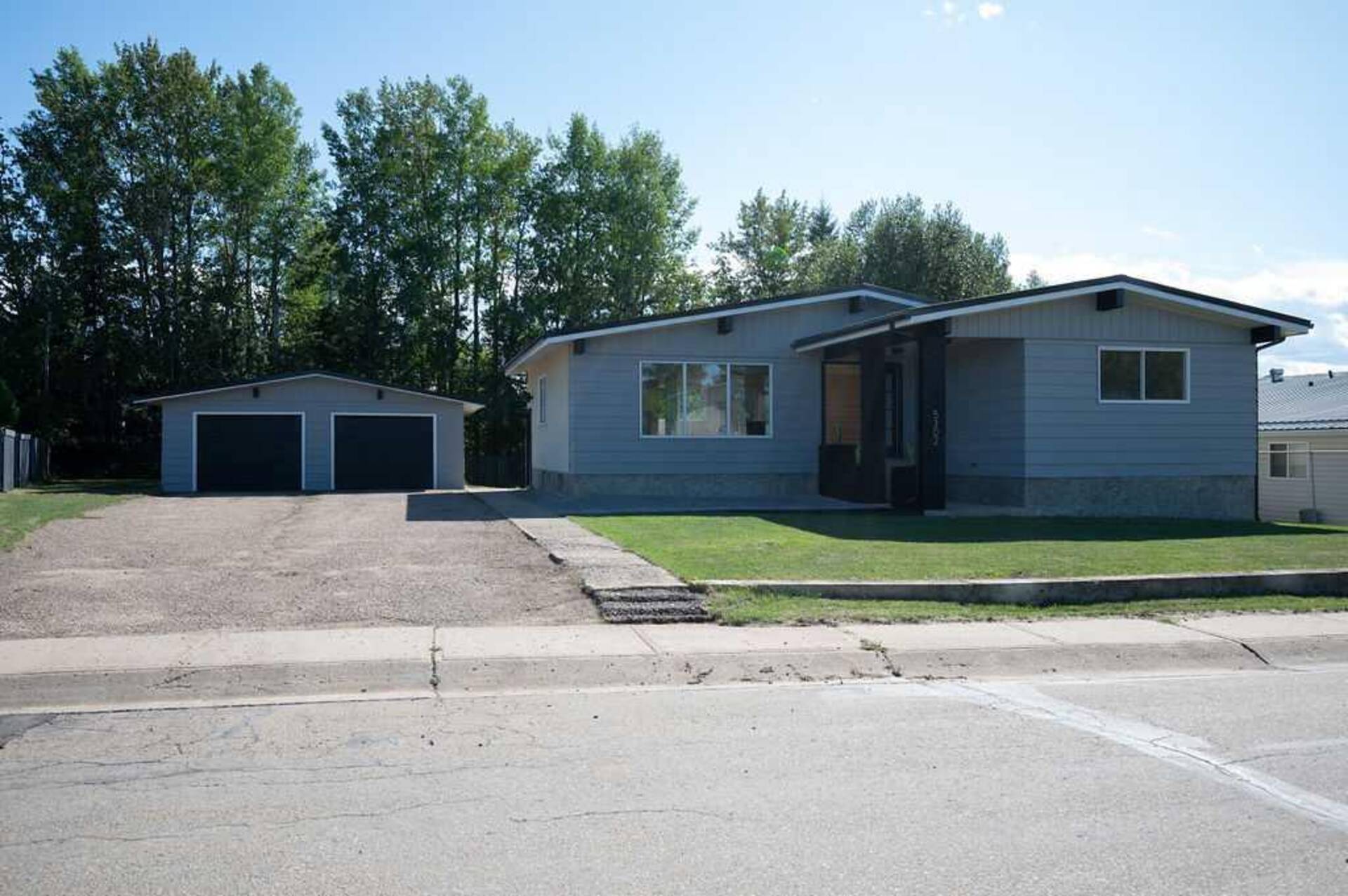 5302 45 Avenue Athabasca