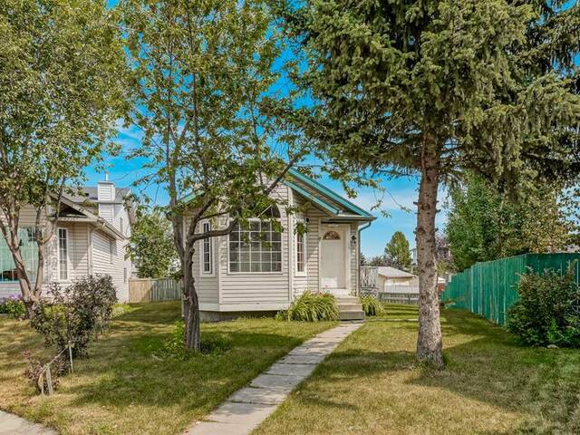 56 Laguna Close NE Calgary