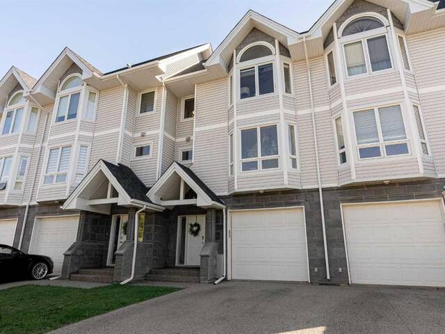 30, 98 Wilson Drive Fort McMurray