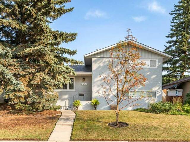 4516 30 Avenue SW Calgary