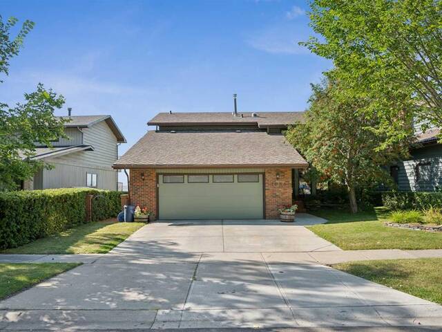 7035 Edgemont Drive NW Calgary