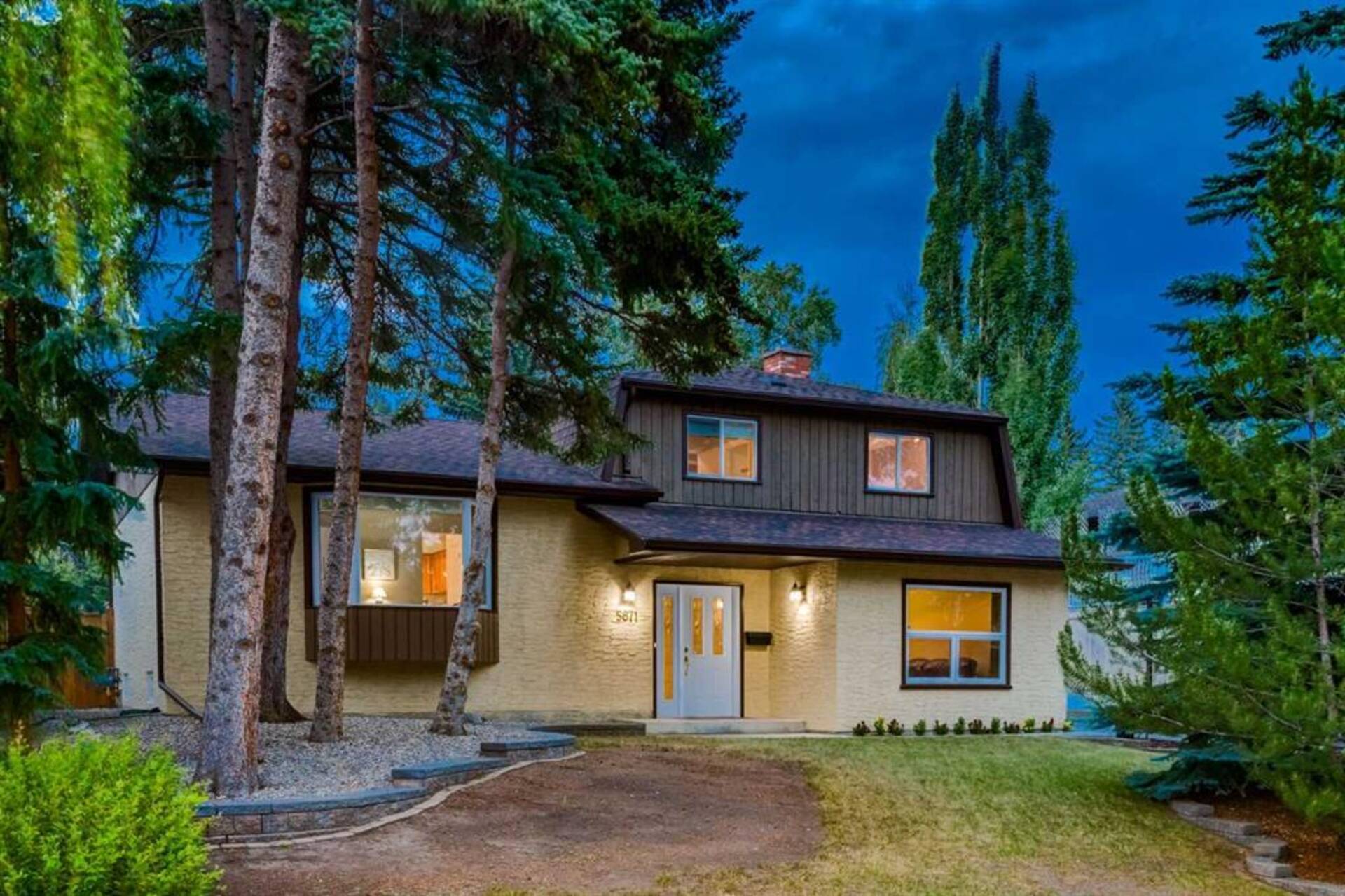 5871 Dalridge Hill NW Calgary