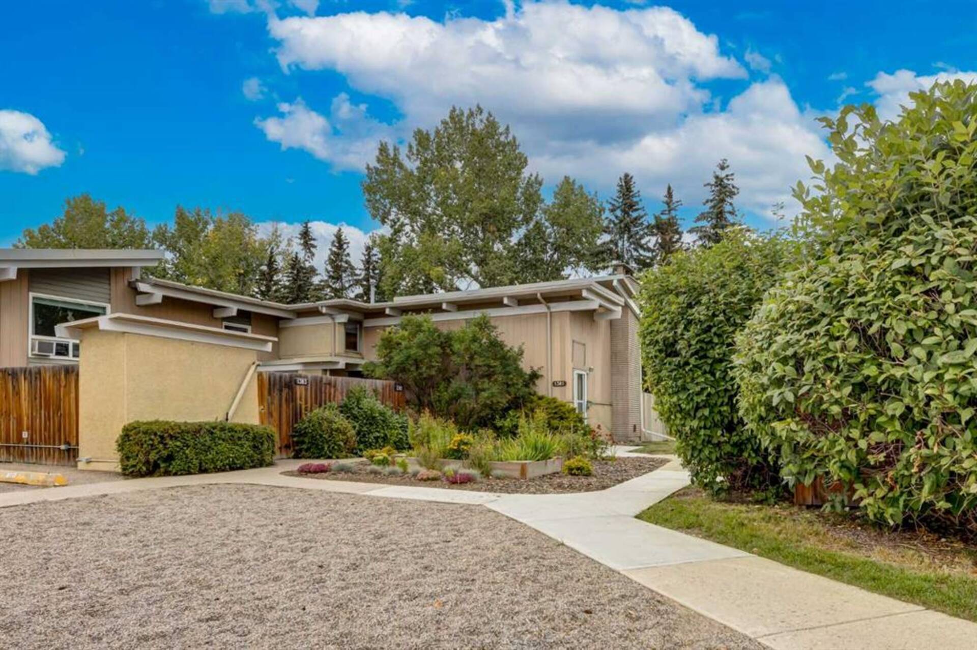 1301, 11010 Bonaventure Drive SE Calgary